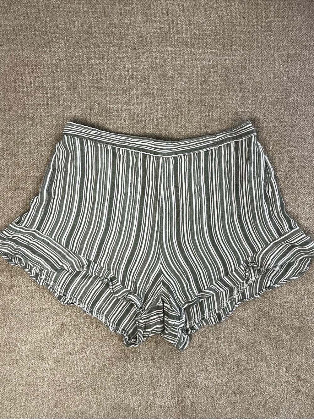 Aeropostale circa 2019 Rayon Shorts Medium